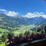 Zillertal Panorama Blick Balkon Sauna Apartment *