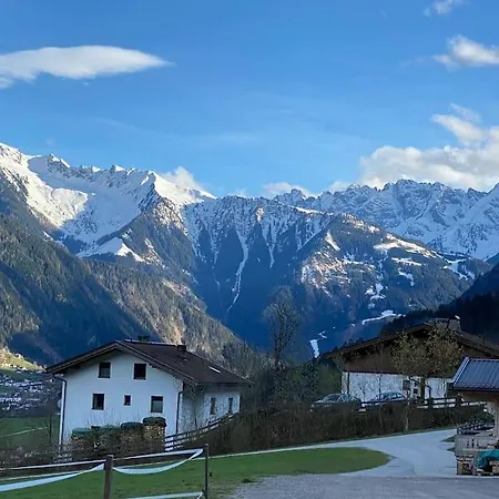 Zillertal Panorama Blick Balkon Sauna Zellberg