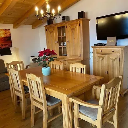 Апартаменты Zillertal Panorama Blick Balkon Sauna