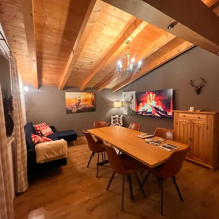 Zillertal Panorama Blick Balkon Sauna Zellberg